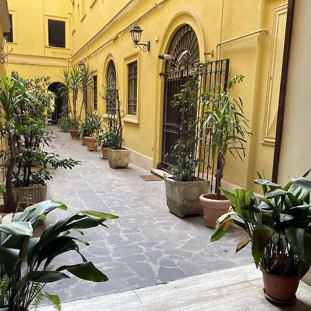 Sleepy Max Hotel Rome Bagian luar foto