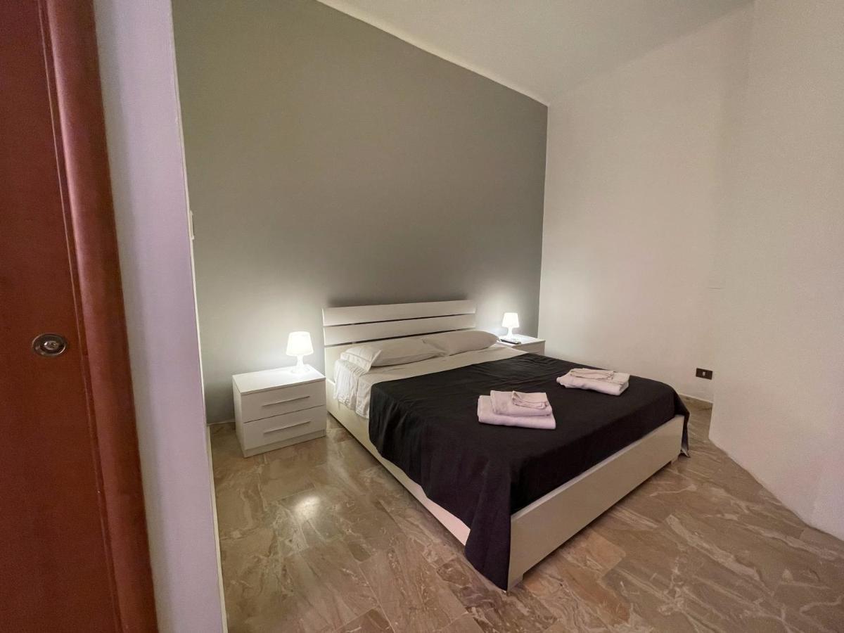 Sleepy Max Hotel Rome Bagian luar foto