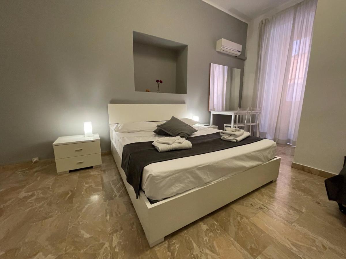 Sleepy Max Hotel Rome Bagian luar foto