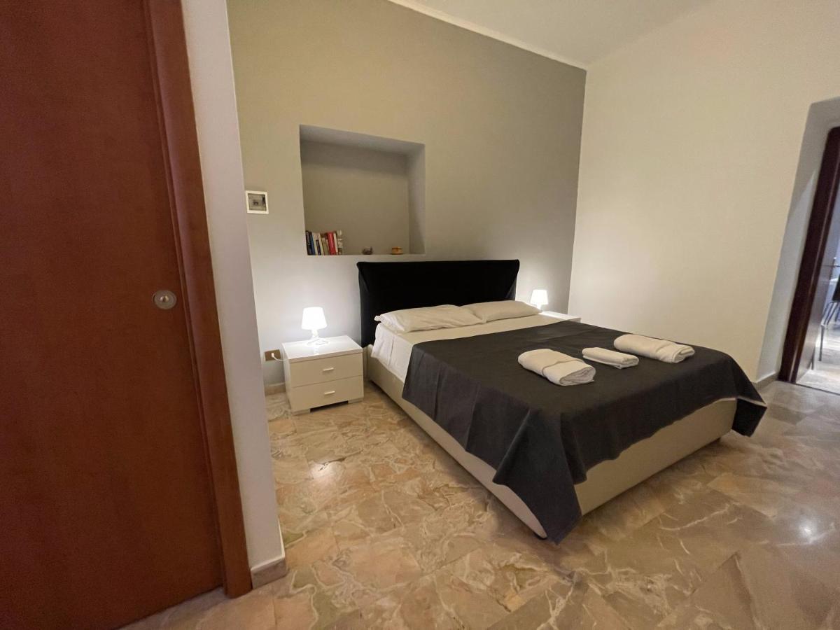 Sleepy Max Hotel Rome Bagian luar foto